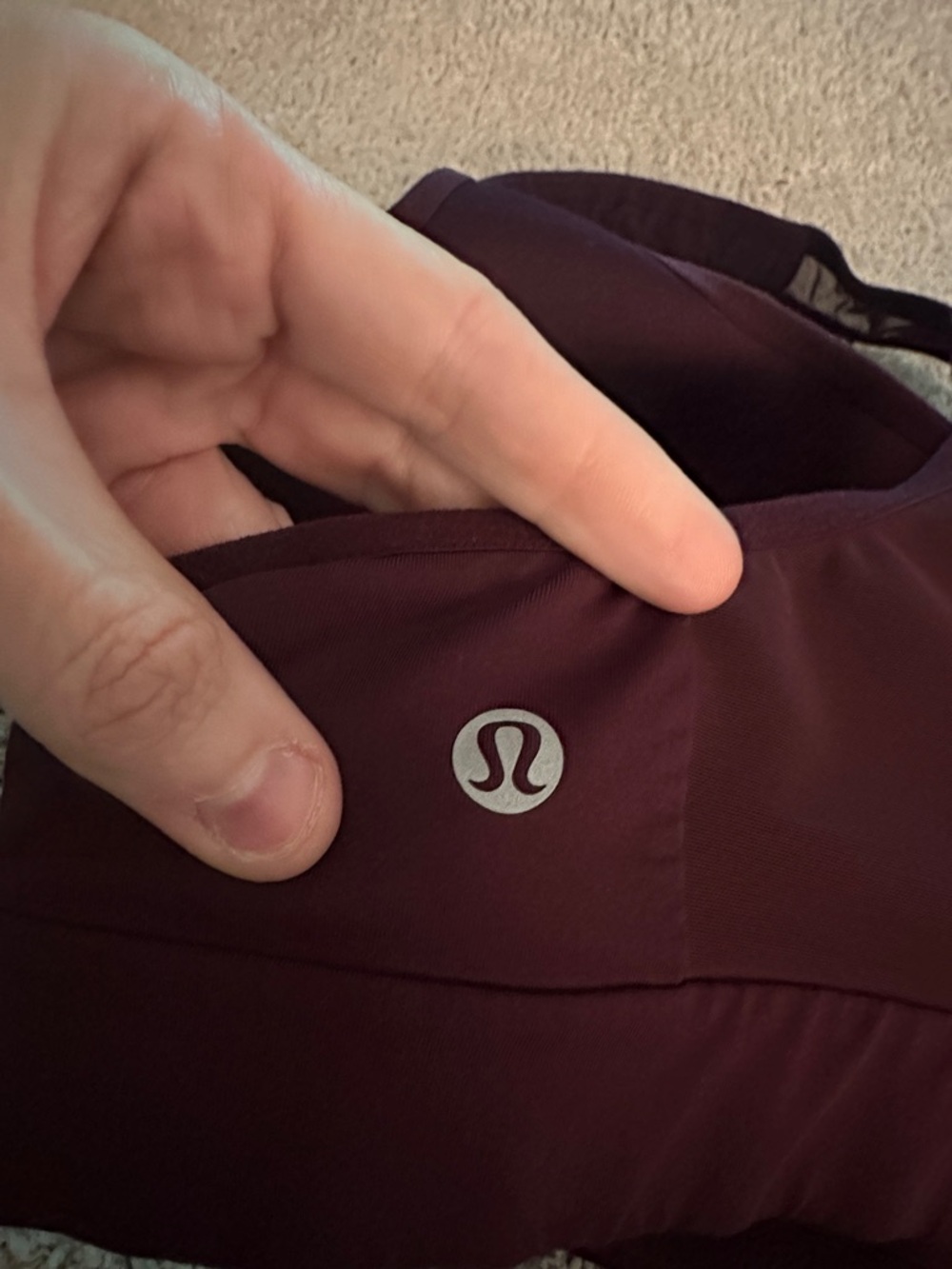 Size 12 Lululemon garnet sports bra. EUC - Picture 3 of 4